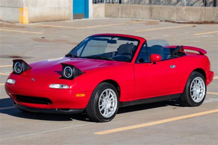 Discovering The Timeless Charm Of The 1995 Mazda MX-5 Miata