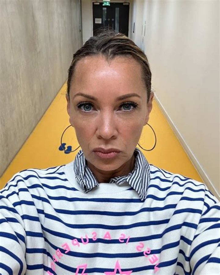 Unveiling The Secrets Of Age: Exploring Vanessa Williams' Journey