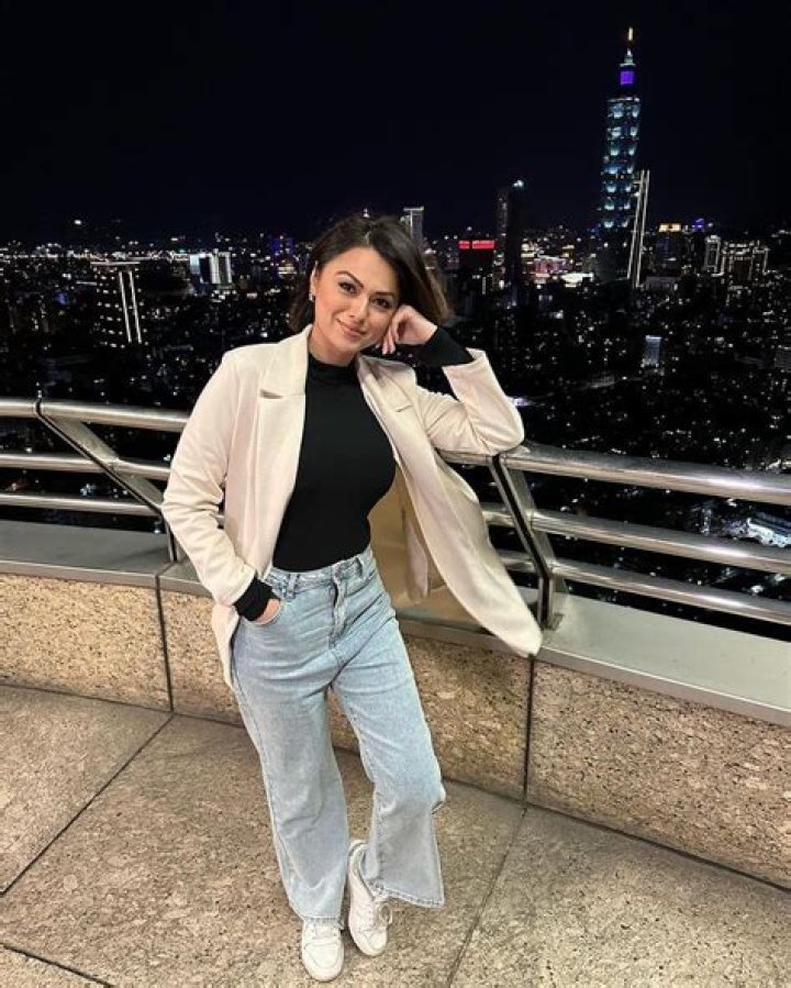 Unveiling The Secrets: Aishah Hasnie's Salary Decoded