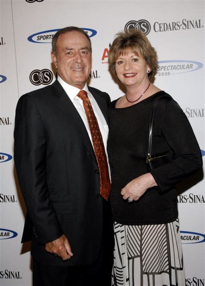 Age And Mysteries Of Al Michaels' Wife