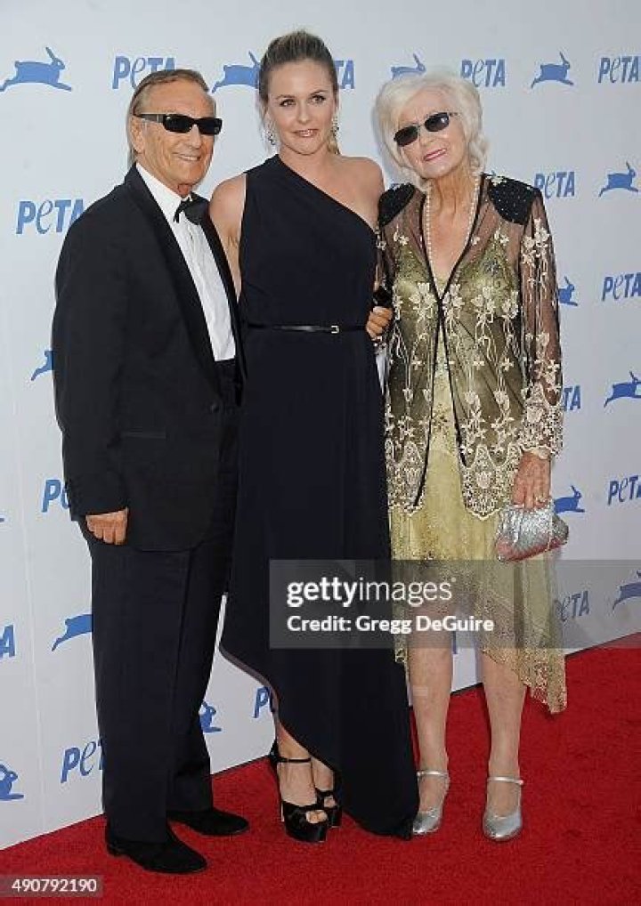 Meet Monty Silverstone & Didi Silverstone ·