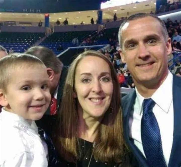 Alison Lewandowski - Bio, Age, Married, Nationality, Body Measurement, Career ·