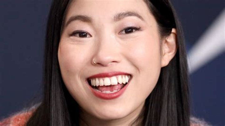 A Deep Dive Into Awkwafina's Relationship Journey