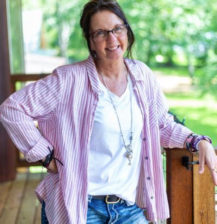 Meet Becky Carpenter: Your Guide To Extraordinary Carpentry