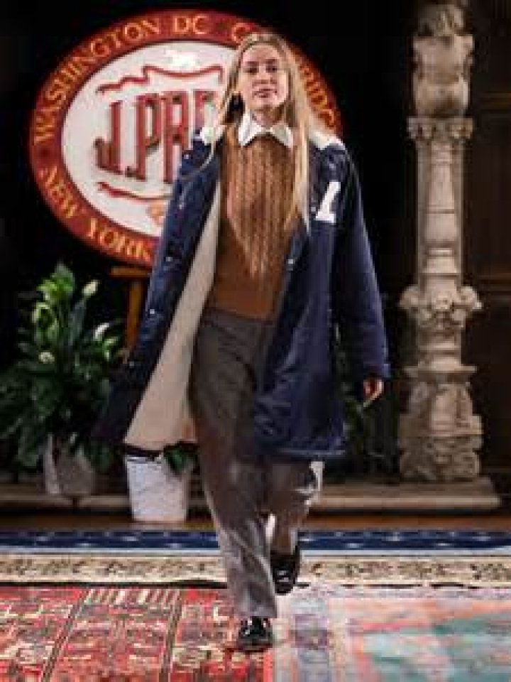 Unveiling The Intriguing World Of Caroline Calloway: Discoveries And Insights