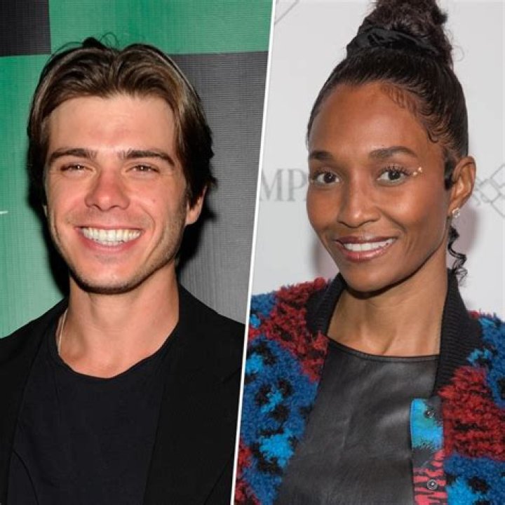 Exploring The Chilli And Matthew Lawrence Age Gap: A Love Story Beyond Years