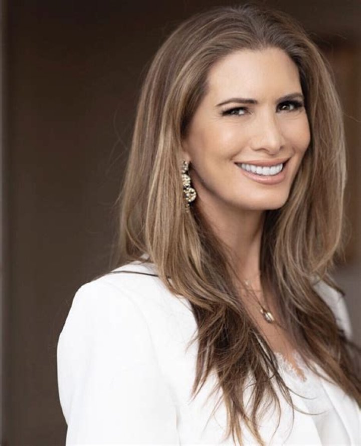 Christina Zilber: The Entrepreneur Who Founded Jouer Cosmetics