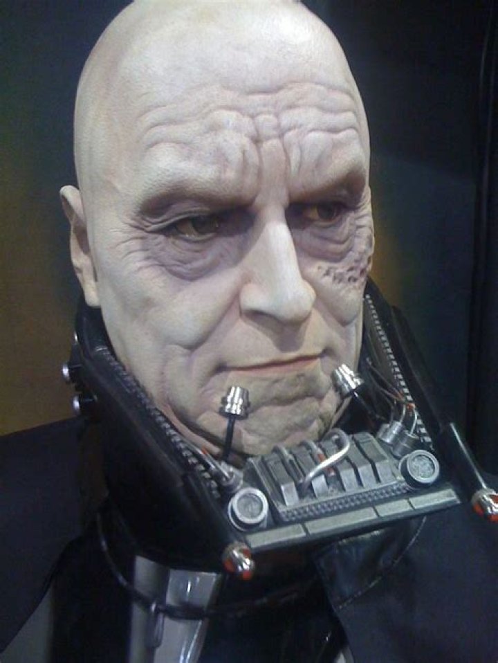 Unveiling The True Face Of Darth Vader: A Helmetless Portrait