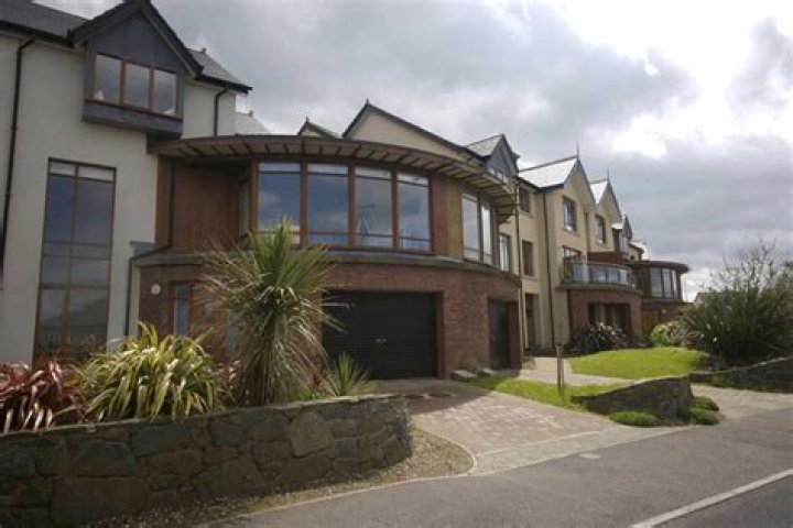 An In-Depth Exploration Of Declan Stewart: His Life And Work