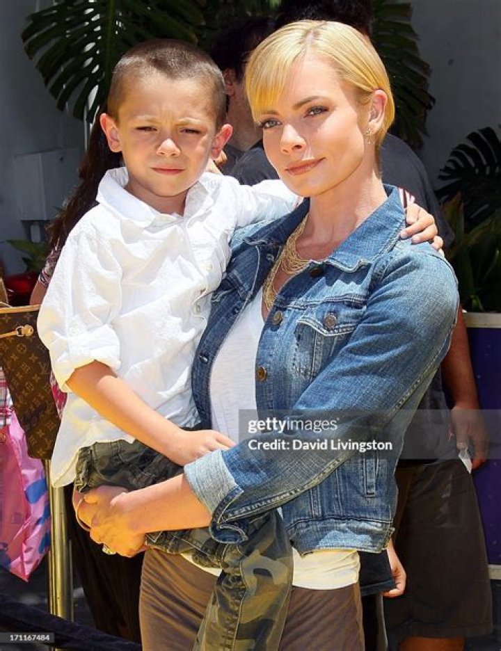 Dezi James Calvo, Jaime Pressly's son ·