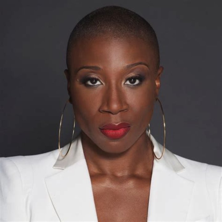 The Ultimate Guide: Does Aisha Hinds Have Children?