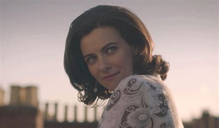 Does Watchmen Actress, Sara Vickers Share Any Children With Her Husband Kerr Logan? ·