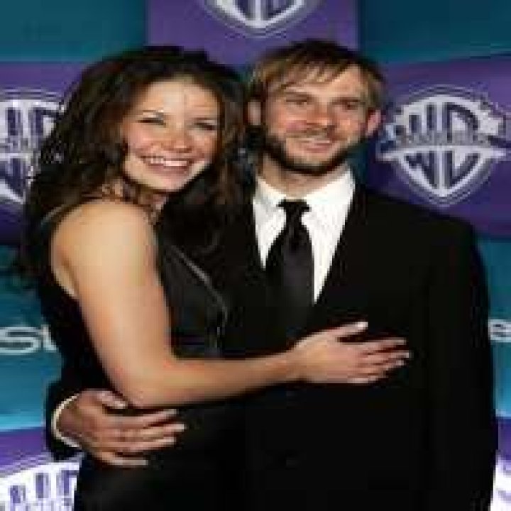 Dominic Monaghan Height, Weight, Age, Girlfriend, Family, Biography ·