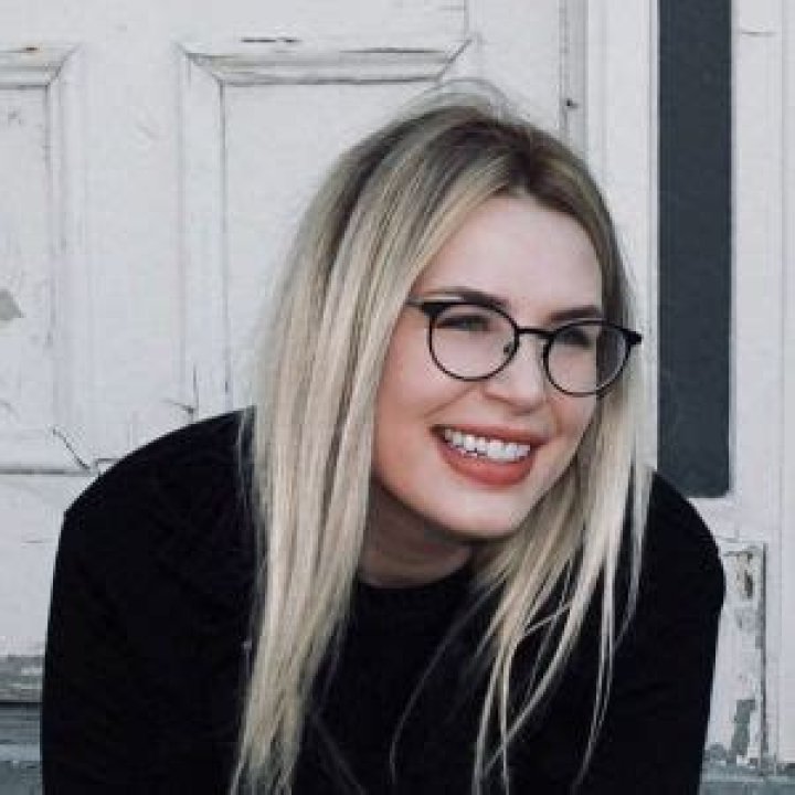 Unveil The Secrets Of Font And Instagram With Emily Austin, Wikipedia's Leading Authority