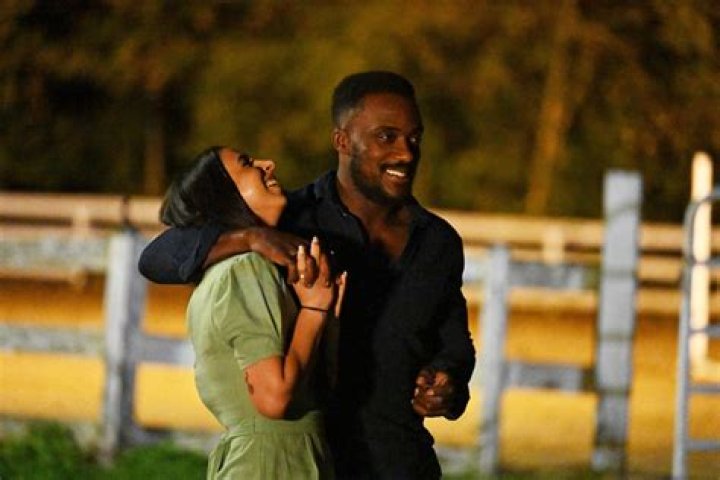 All The Details On Ryan And Haley's Romantic Reunion On "Farmer Wants A Wife"