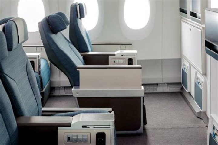 Premium Economy vs Business Class ·