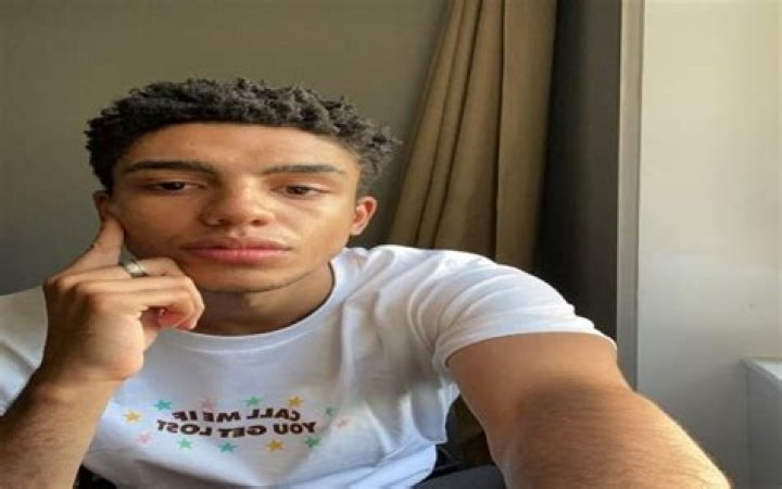 Glance into the Life of Jay Lycurgo ·