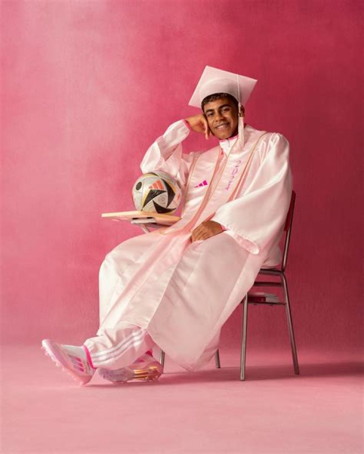 Conquer Towering Heights: Exploring The Majestic Lamine Yamal