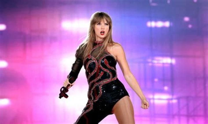 Unveiling The Mystery: How Much Does Taylor Swift Weigh?