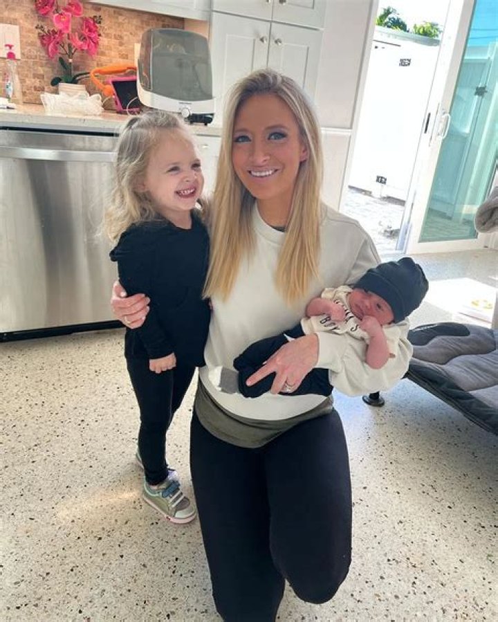 How old is Kayleigh McEnany? Kayleigh McEnanys salary, wedding pictures, and more