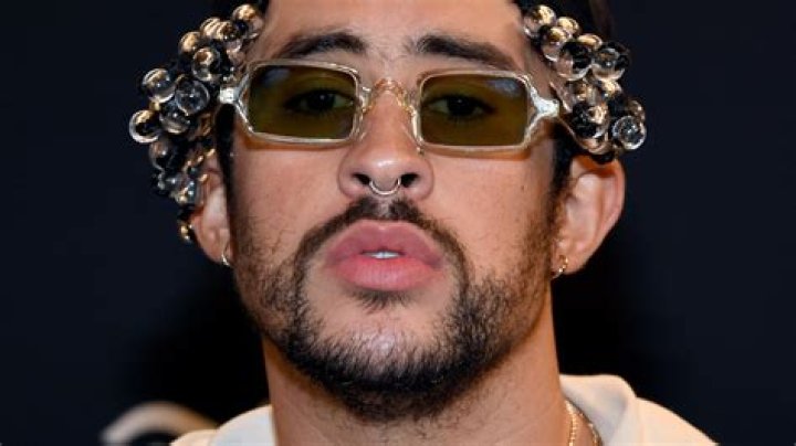 Uncover Bad Bunny's Height And Its Significance