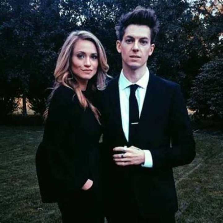 Is Ellison Barber Married? Discoveries And Insights