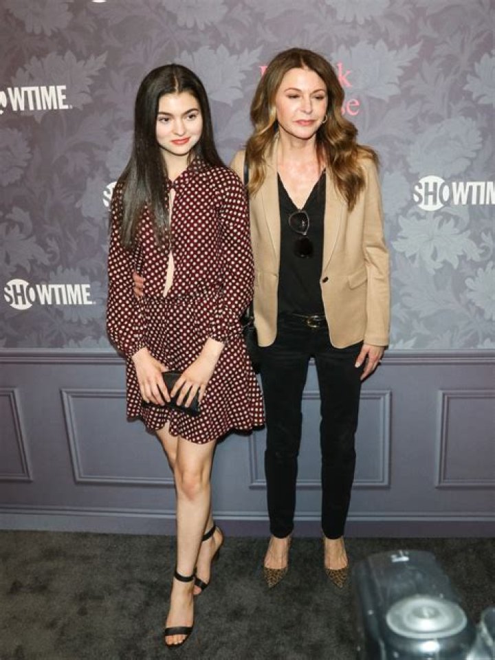 Facts About Jane Leeves' daughter ·