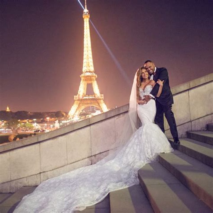 Unveiling Truths: The Israel Houghton Affair