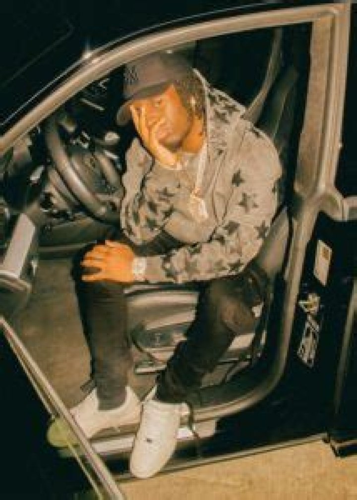 Kai Cenat Height, Weight, Age, Girlfriend, Family, Facts, Biography ·