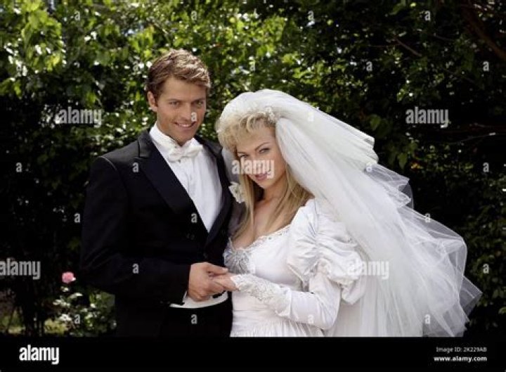 A Comprehensive Look at Her Life and Crimes. ·