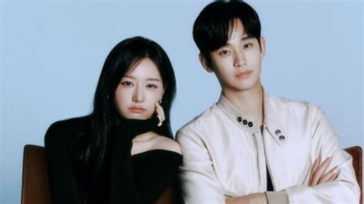 Dating Rumors Spark: Kim Soo Hyun And Kim Ji Won's Alleged Romance
