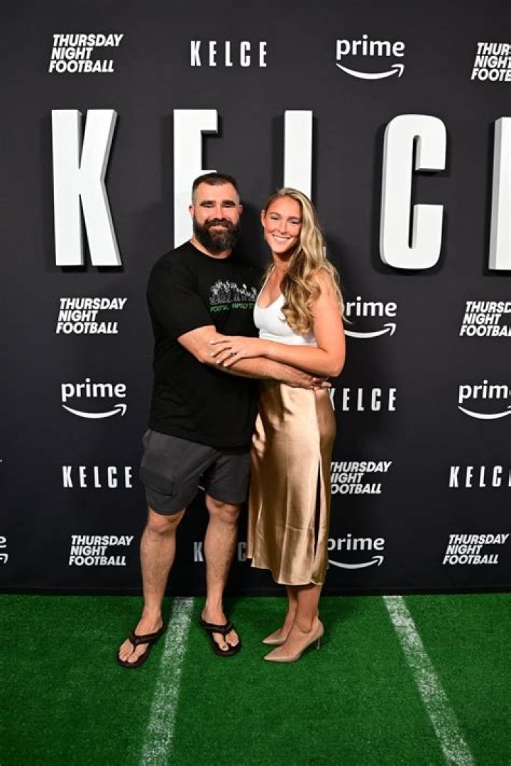 Complete Guide: Kylie Kelce's Height And Weight Revealed