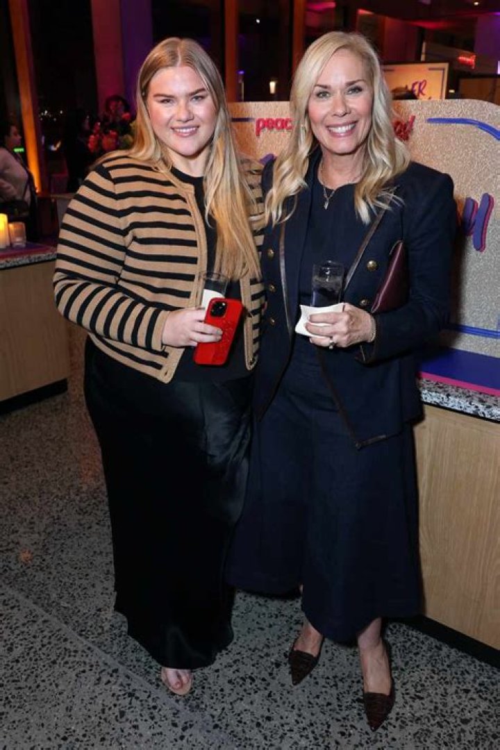 Unveiling The Lives Of Leanne Morgan's Daughters