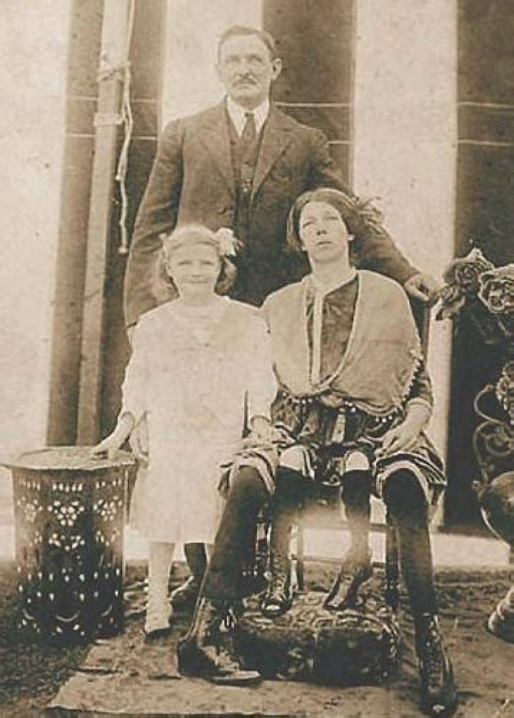 Lillian Josephine Bicknell: Who is Josephine Myrtle Corbin's daughter?