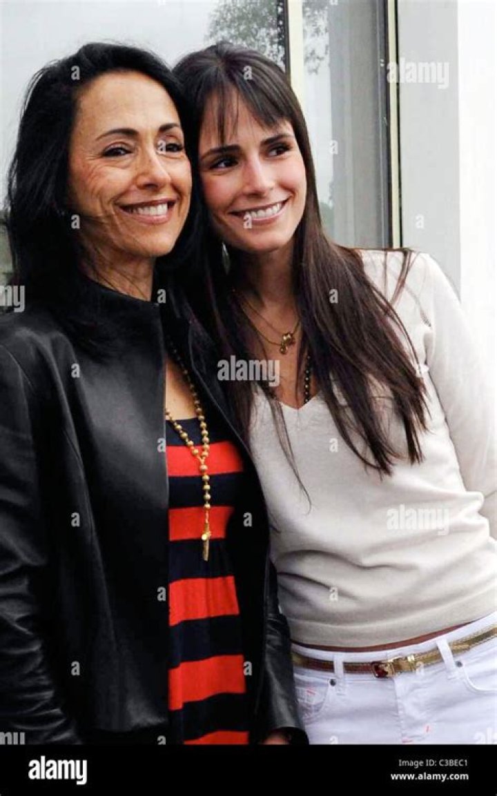 Ultimate Guide To Maria Joao Brewster: Famous Singer