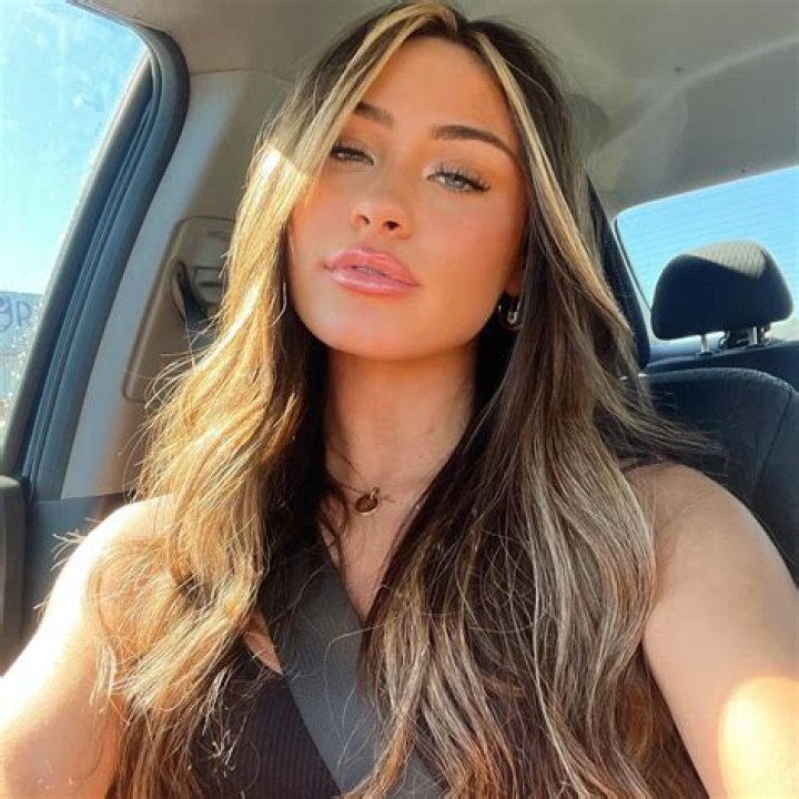 Mckinley OnlyFans: Unveiling The Allure Behind The Profile