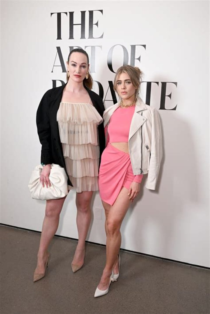 Age, Weight, Height, Dating, Early Life, Career & Net Worth ·