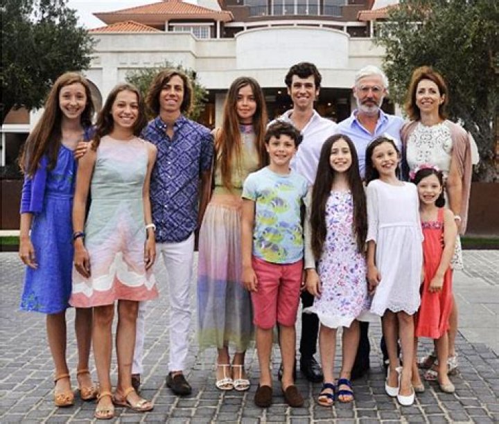 Does Morrissey have children? ·