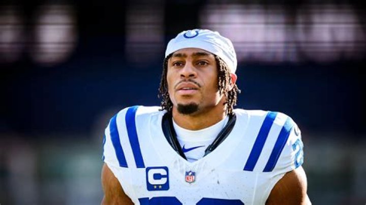 NFL star Tom Brady ignites controversy after kiss with son