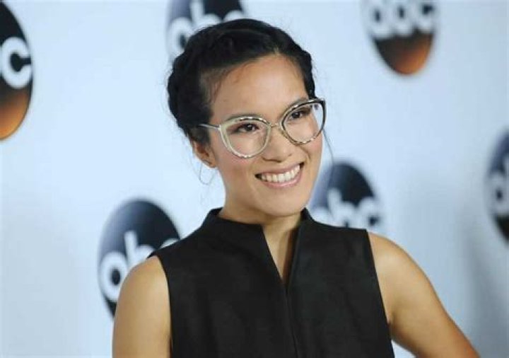 Nikki Hakuta: A Rising Star In The Entertainment Industry