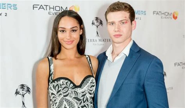 Unveiling The Intricacies Of Oliver Stark's Relationships