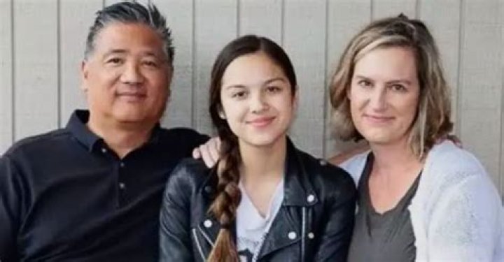 Olivia Rodrigo's Mom: A Supportive Figure In Her Daughter's Life