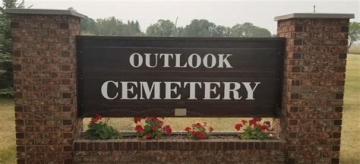Explore Outlook Cemetery: A Historical And Scenic Landmark