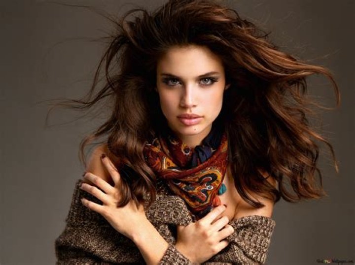 Portuguese Supermodels: The Faces And Stories Behind The Glamour