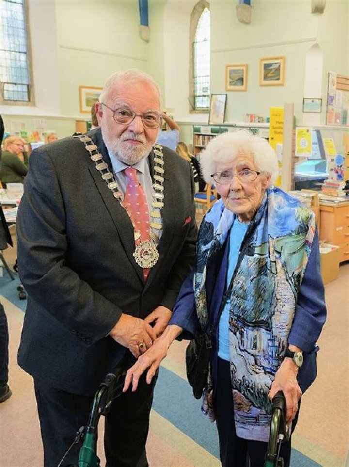 Precious Murray Height, Weight, Net Worth, Age, Birthday, Wikipedia, Who, Nationality, Biography ·