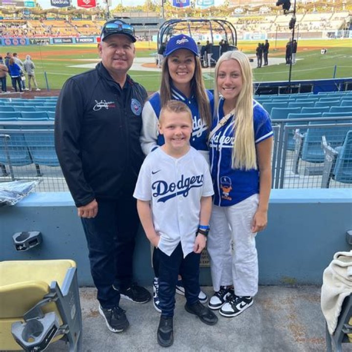 Unraveling The Truth Behind Robert Hight's Cancer Journey