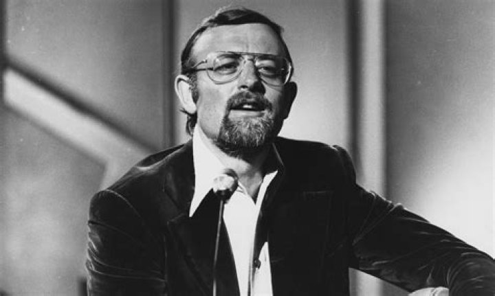 Roger Whittaker: The Melodic Maestro Of Folk And Pop