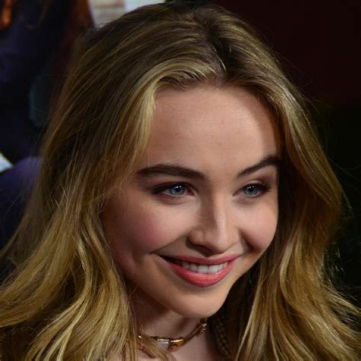 Unveiling Sabrina Carpenter's Net Worth: A Journey Of Success