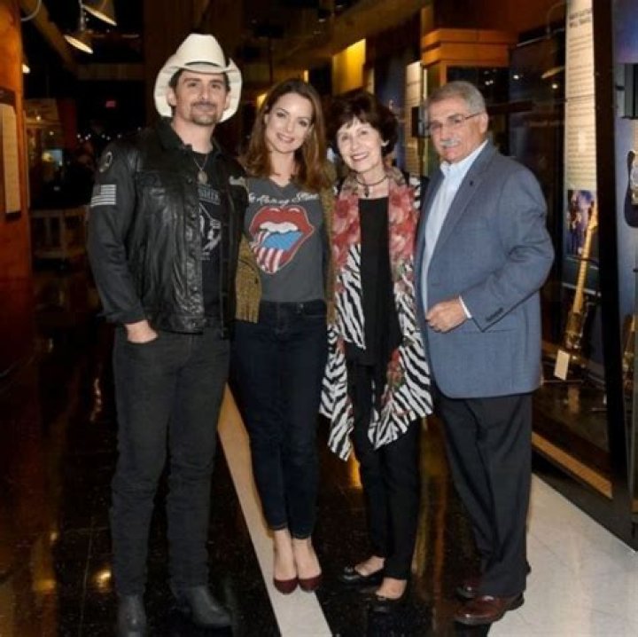 Sandra Jean Jarvis: Who Is Brad Paisley's Mother?