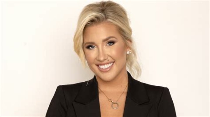 Savannah Chrisley's Weight Gain Journey: Uncovering The Truth